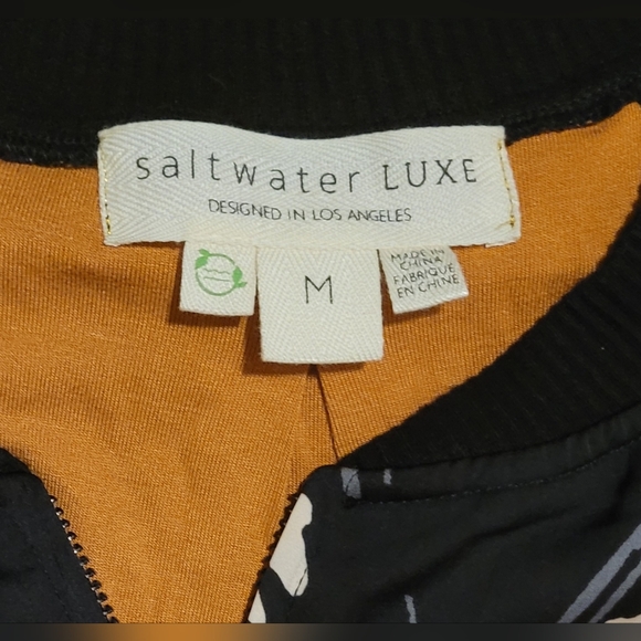 Saltwater LUXE Black Crossfire Bomber Jacket in floral Patern Size Medium - Picture 8 of 10